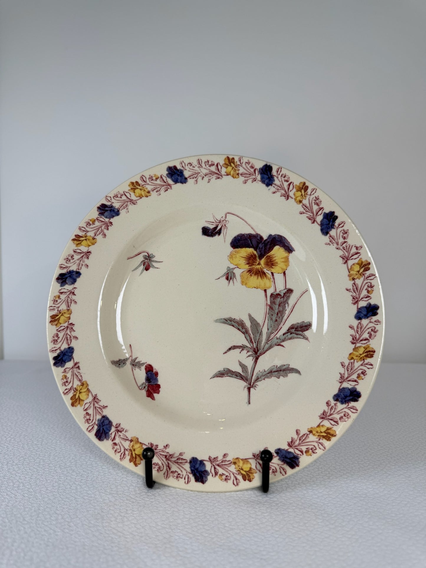 Dinnerware Set With Floral Decor, Luneville